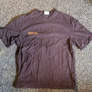 H&M Dark Brown Graphic Tee